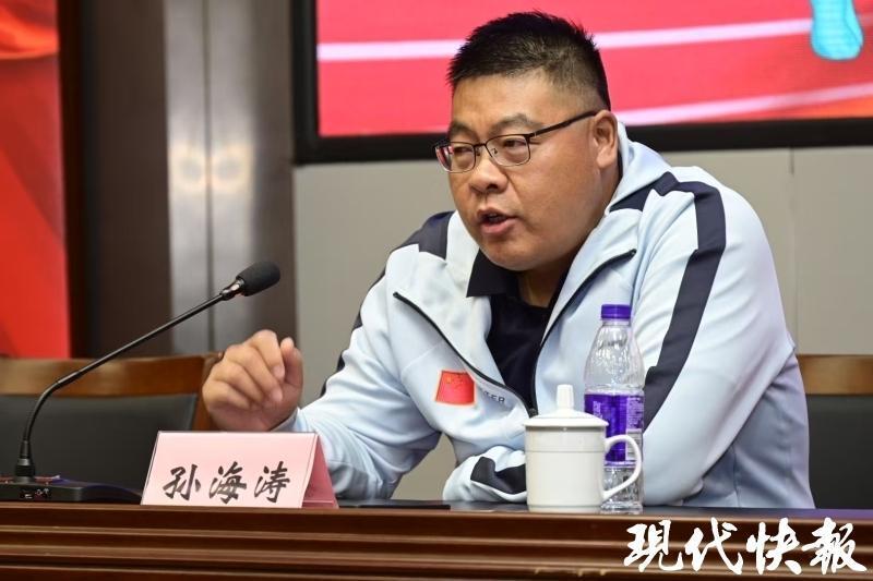 自己的拼搏, CCCug 自己的拼搏, CCCug